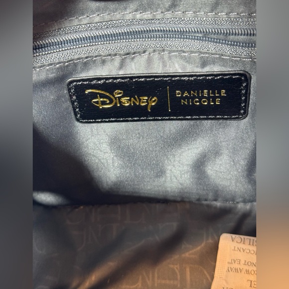 Danielle Nicole Disney Beauty and the Beast Belle Pink Crossbody Bag - Picture 10 of 13